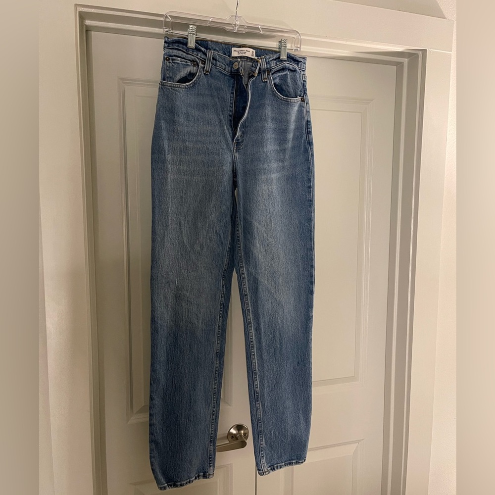 Abercrombie 90s Straight Ultra High Rise, Long Inseam